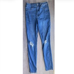 Women's Hollister Ultra High-Rise Jean Leggings Size 3R W26 L28